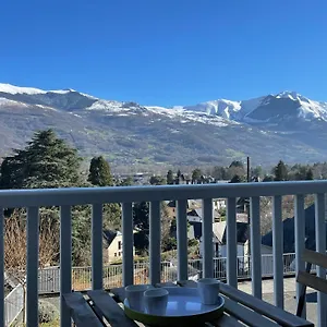hautacam-condor-balcon-vue-montagne.midi-pyreneeshotels.com/